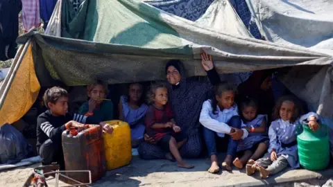Dire Crisis within Gaza City as Military Forces Continue Operations