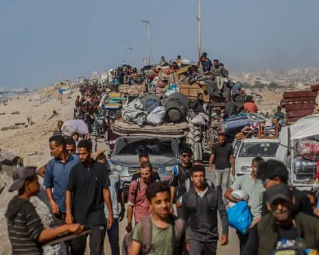 Israeli Forces Seek to Drive Residents Out of Gaza's Urban Center as Ground Offensive Persists