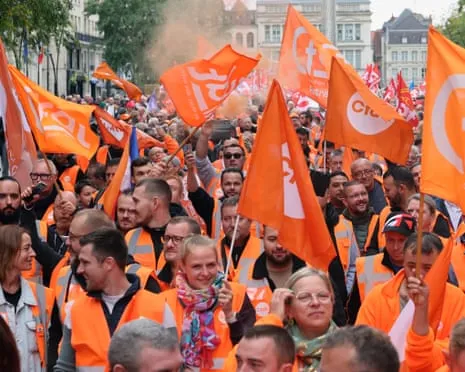 Countrywide Protest Action Sees Hundreds of Thousands Protesting Across France